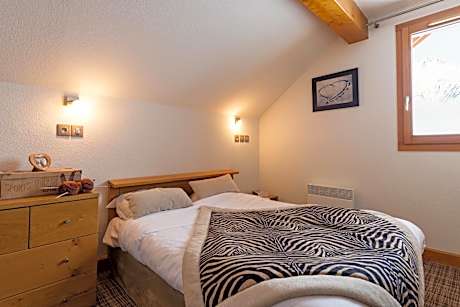 One-Bedroom Apartment (4 Adults)