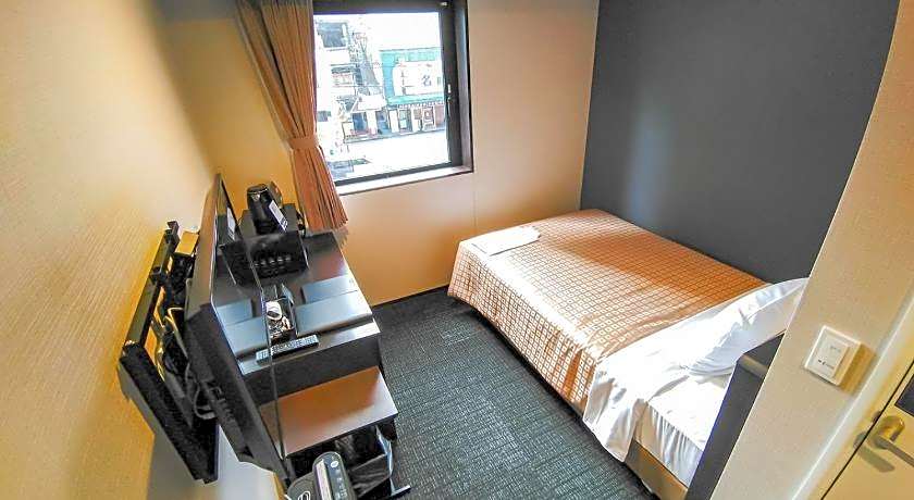 Hotel Livemax Kokura Ekimae