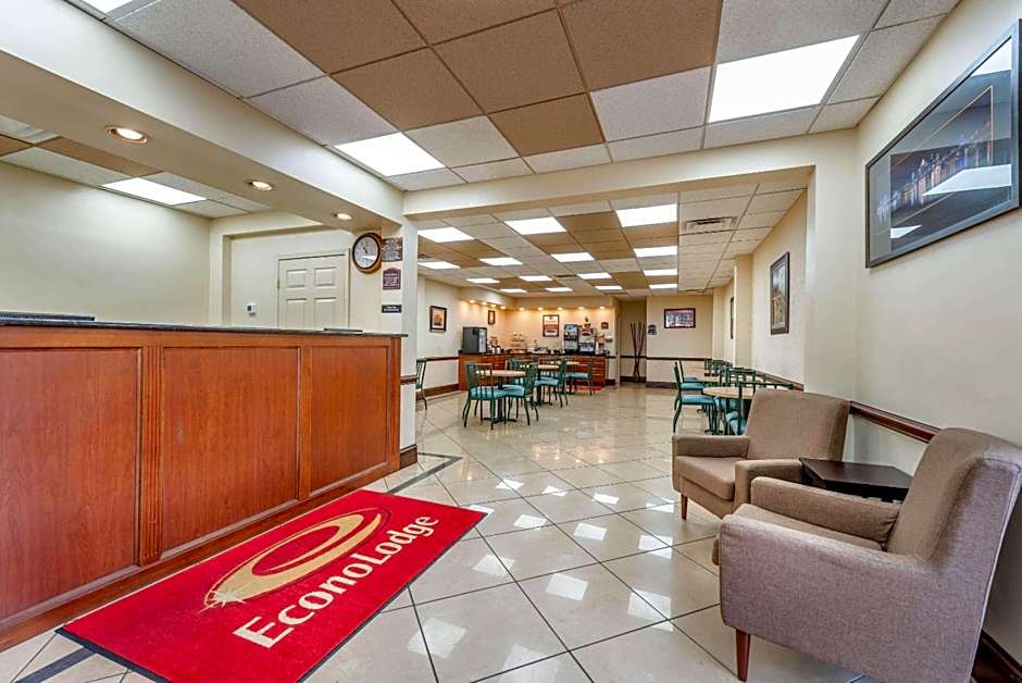Econo Lodge Louisville Downtown