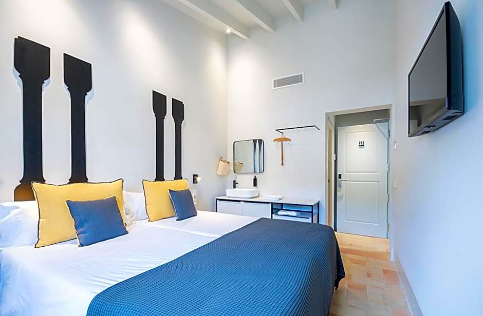 Unic - Turisme d'interior