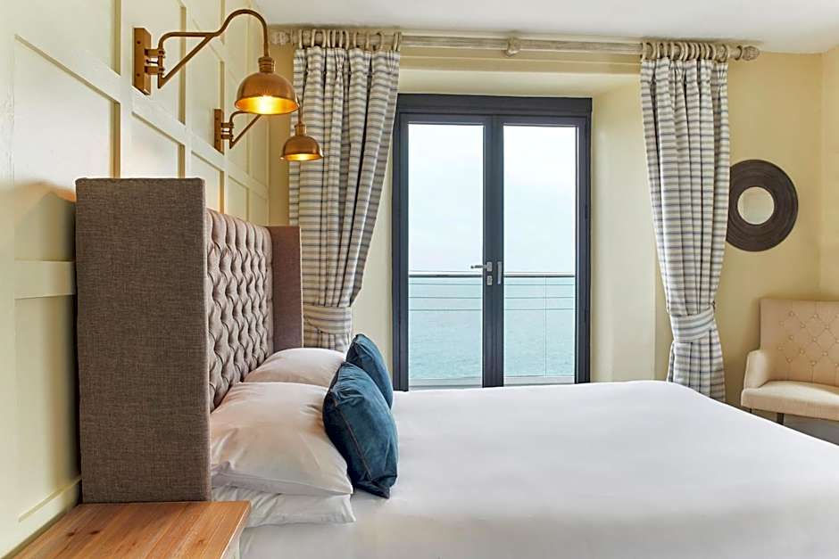 Outlaw's Guest House