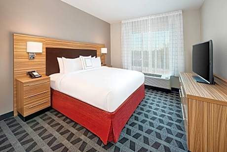 1 Bedroom Suite, 1 King, Sofa bed