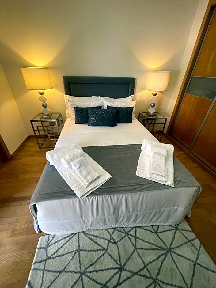 Sunny, The House - AL