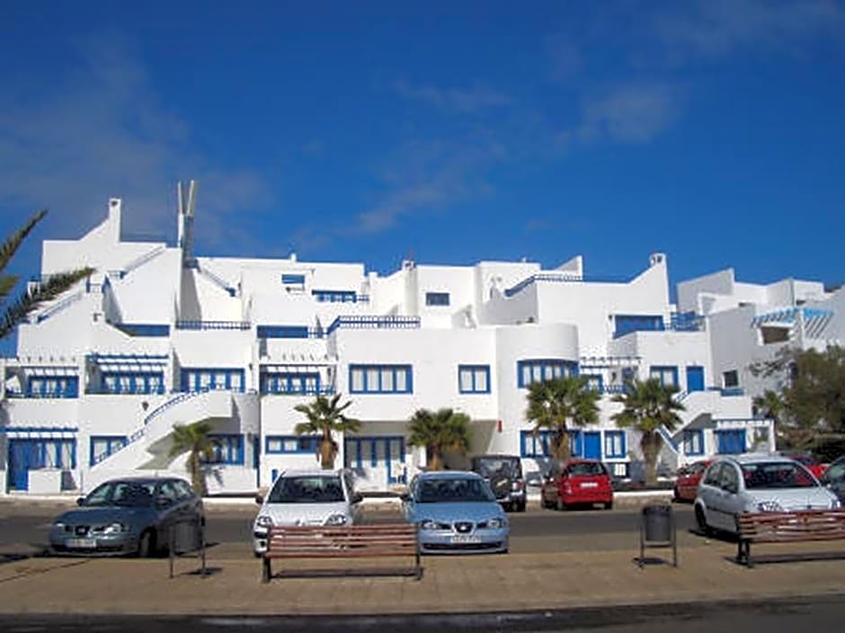 Club Pocillos (Only Adults)