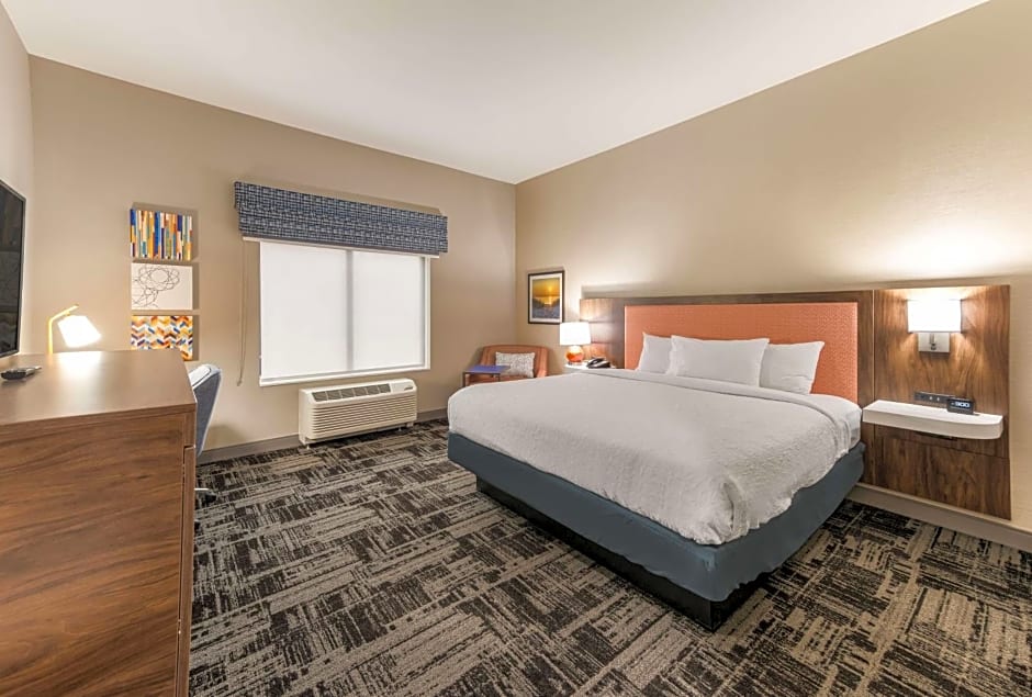 Hampton Inn By Hilton & Suites Benton Harbor, MI