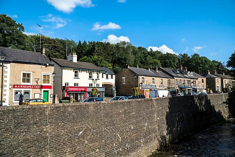 Town Street Apartment