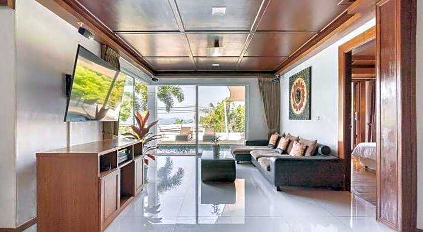 Villa Melitta, Pool, Beach, 360-SeaViews, 6-bed Thai Luxury on Best Location in Samui