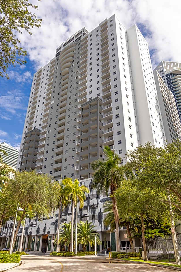 Fortune House Hotel Suites