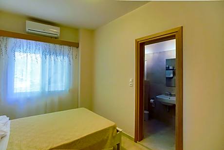 Single Room With No Balcony - Semi Basement