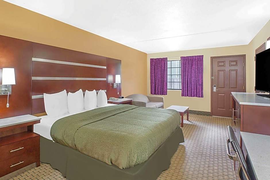 Days Inn by Wyndham Fayetteville