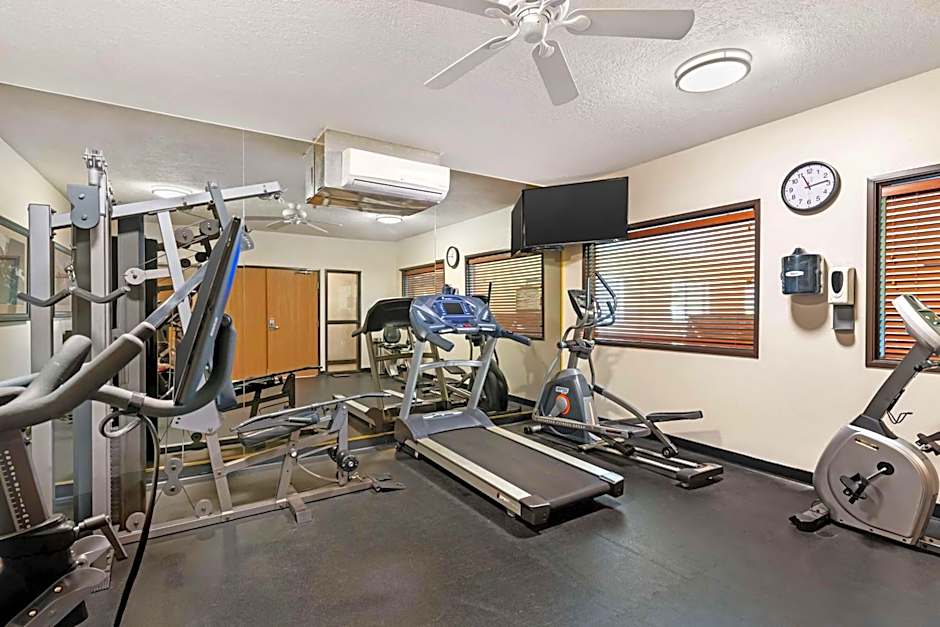 Best Western Plus Eagleridge Inn & Suites