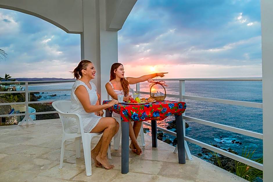 Hotel Luz de Mar ' right on the beach