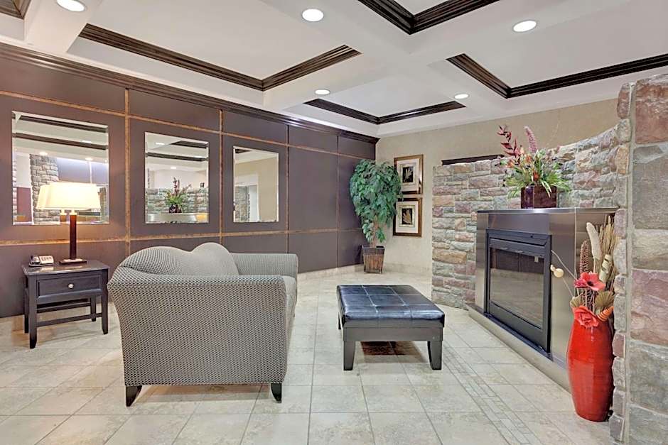 Ramada by Wyndham Stettler