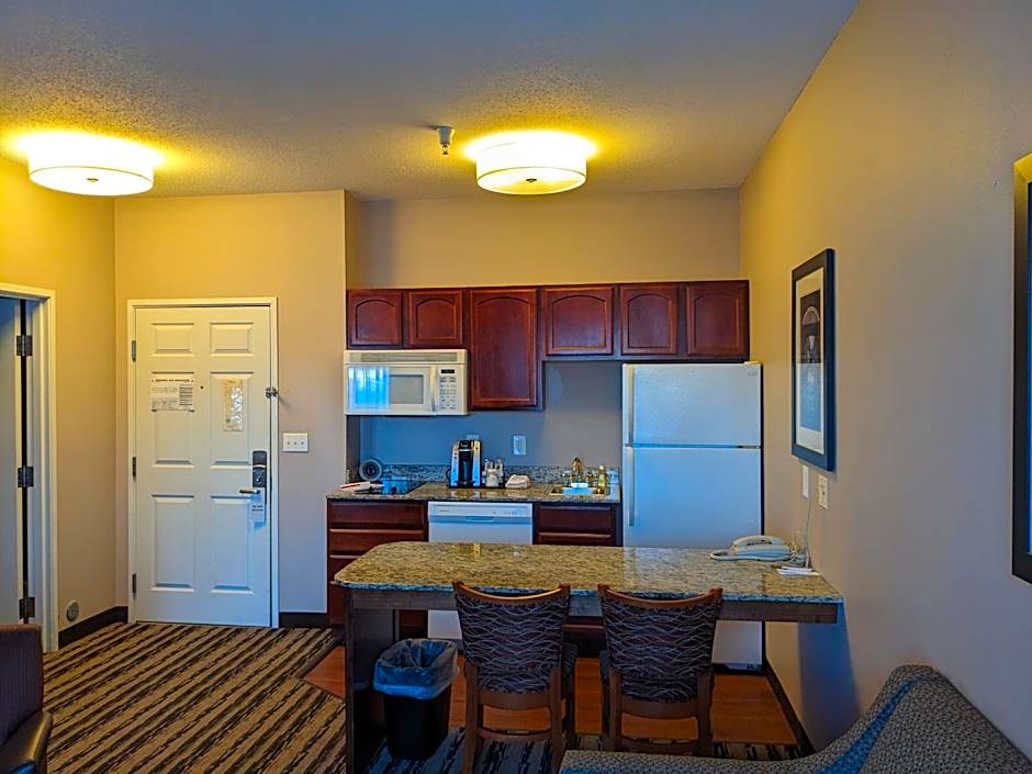 GrandStay Residential Suites Hotel