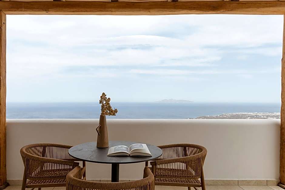NĒRO Boutique Hotel