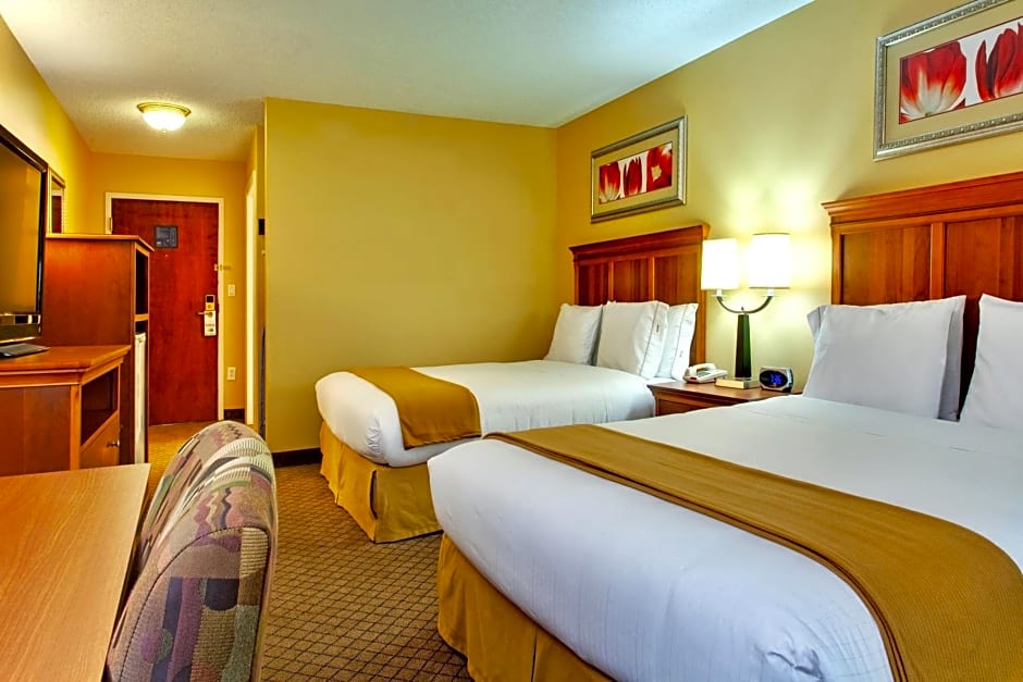 Holiday Inn Express Hurricane Mills Waverly By IHG