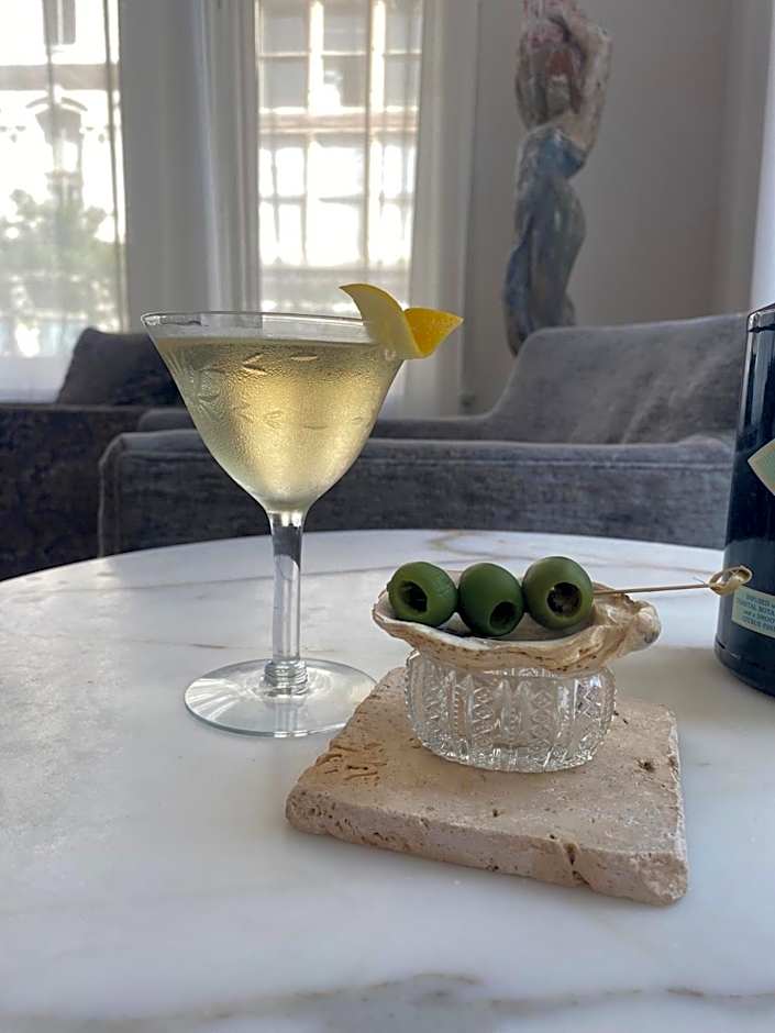 International House Hotel