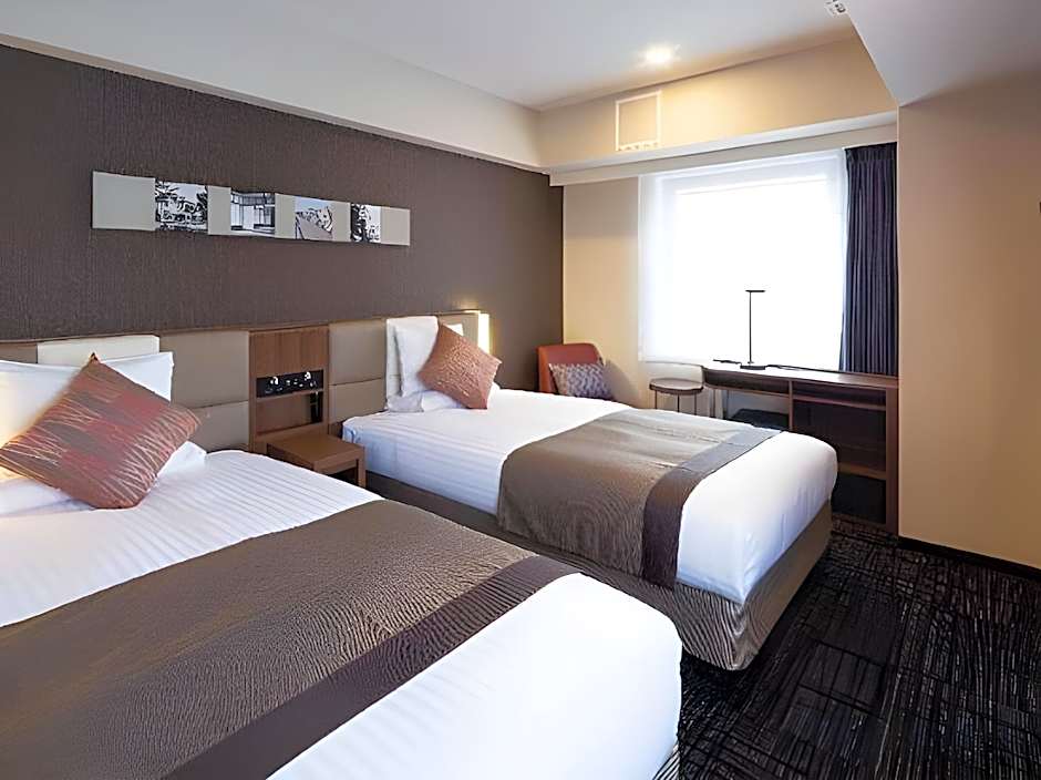 Hotel Mystays Yokohama Kannai
