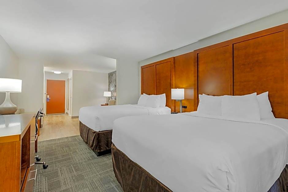 Comfort Suites Golden West on Evergreen Parkway