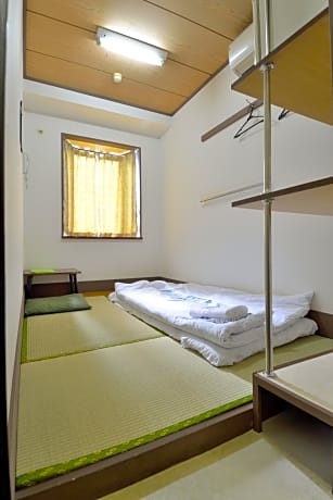 Japanese-Style Standard Single Room with Shared Bathroom