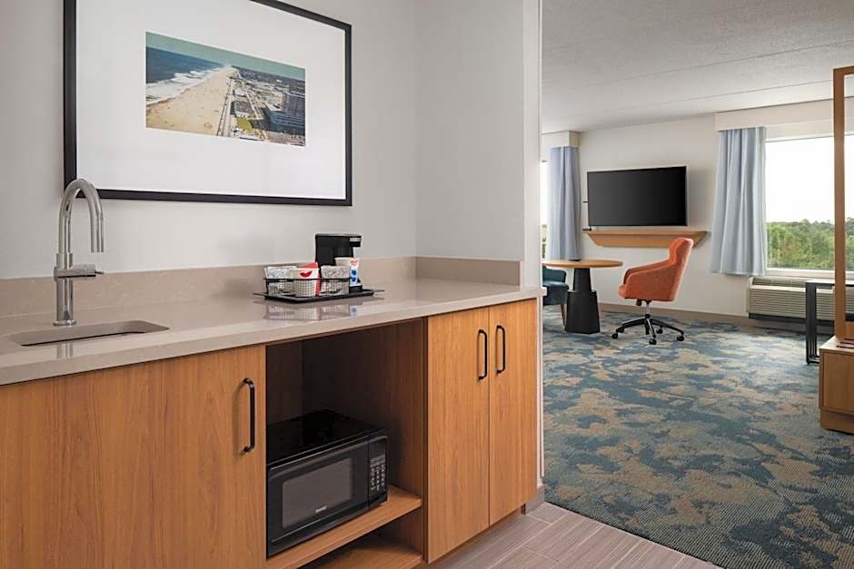 Hampton Inn By Hilton Neptune/Wall