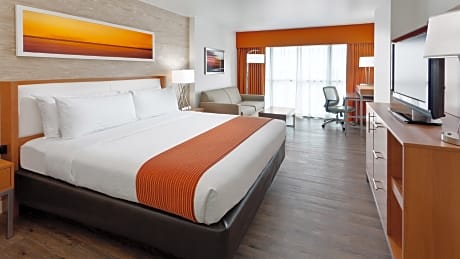 premium room, 1 king bed with sofa bed (high floor)
