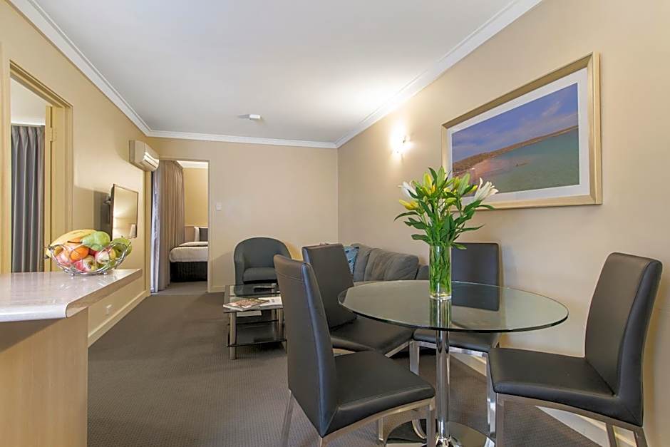 The Peninsula Riverside Serviced Apartments