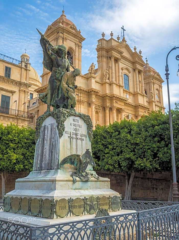 Quattroquarti Stradivari Home