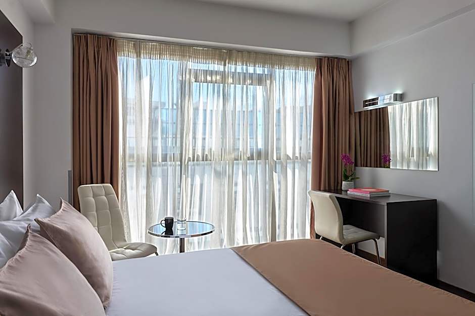 Breeze Boutique Athens