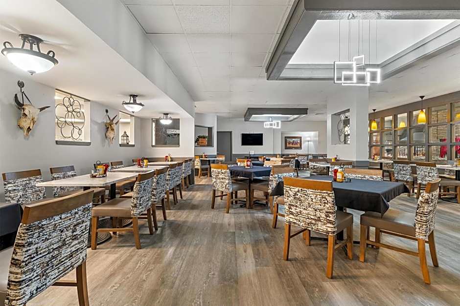 Red Lion Hotel & Conference Center Cheyenne