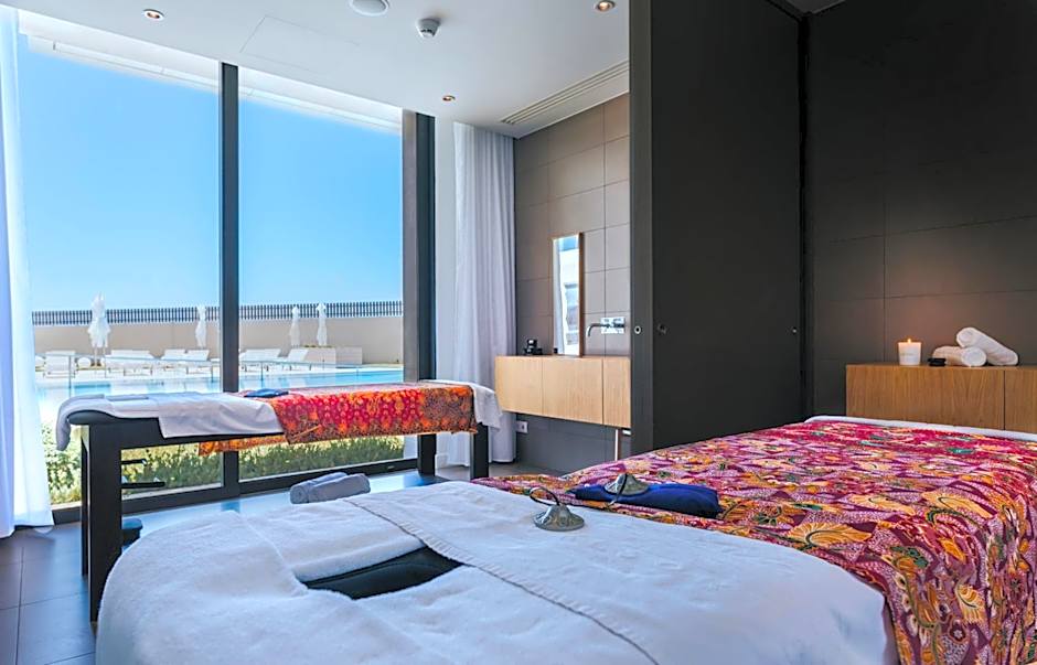 Vila Baleira Village