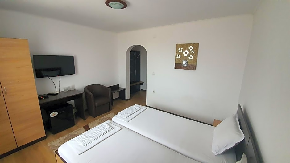 Стаи за гости "Етно Чакала"