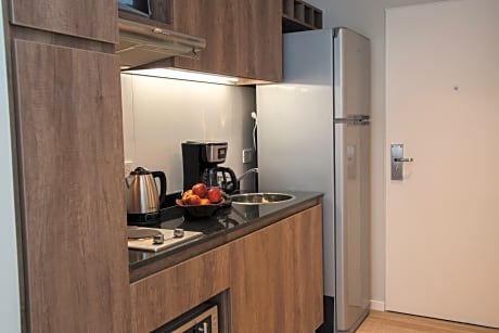 Studio king size bed