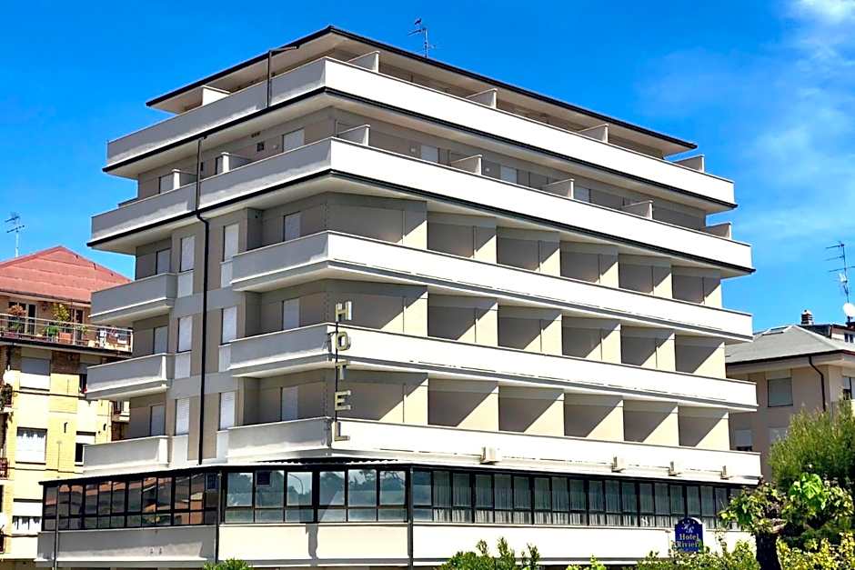 Hotel Riviera