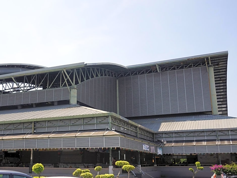 Super 8 Hotel @ Bayan Baru