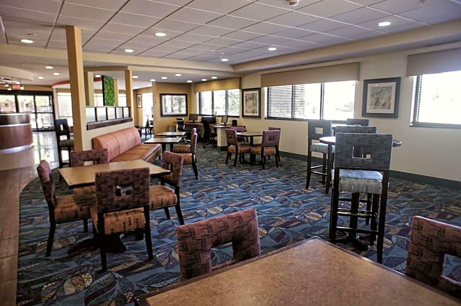 La Quinta Inn & Suites by Wyndham Edmond