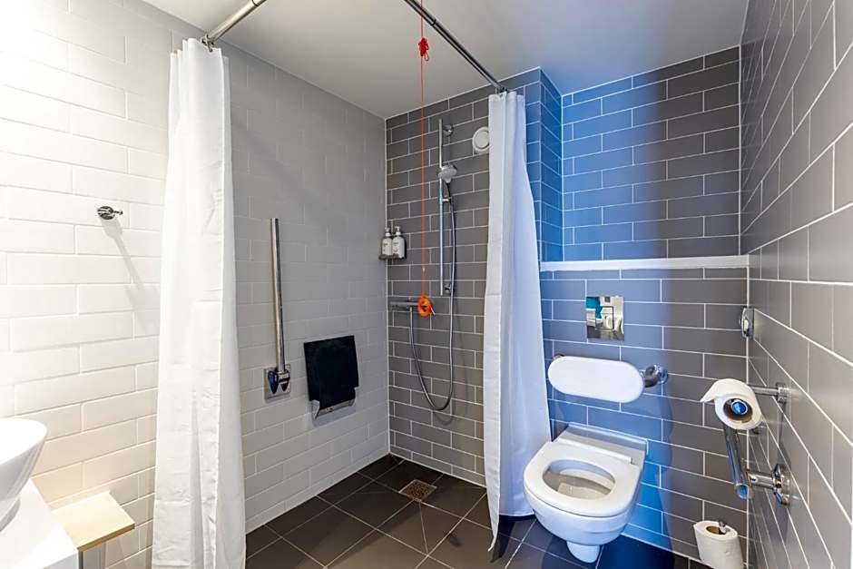 Holiday Inn Express London Croydon By IHG