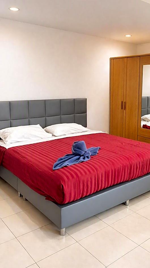 K2 Seaside Suites