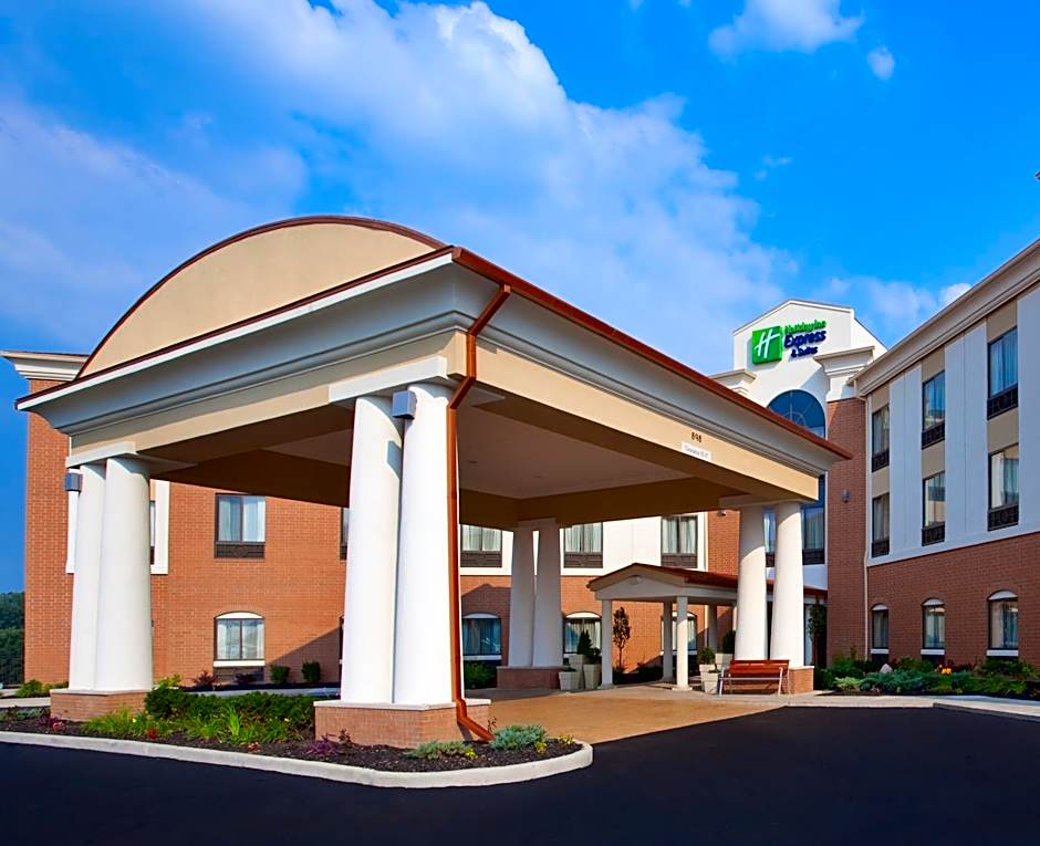 Holiday Inn Express & Suites Akron Regional Airport Area by IHG