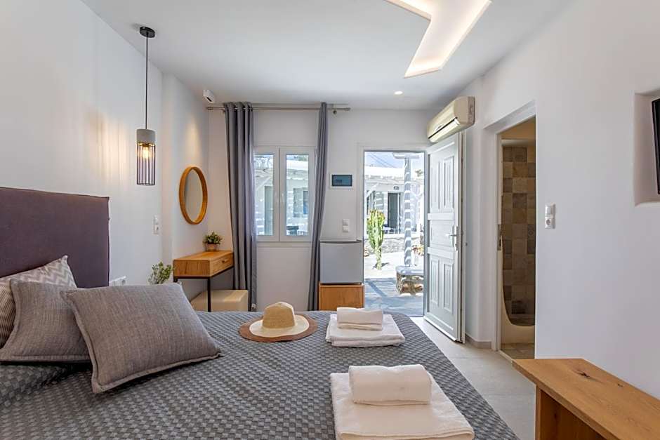 Agia Anna Beachfront Boutique