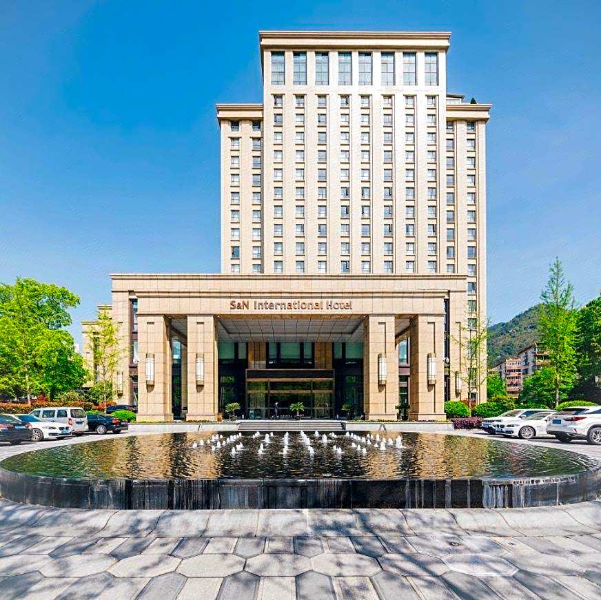 Linhai S&N International Hotel