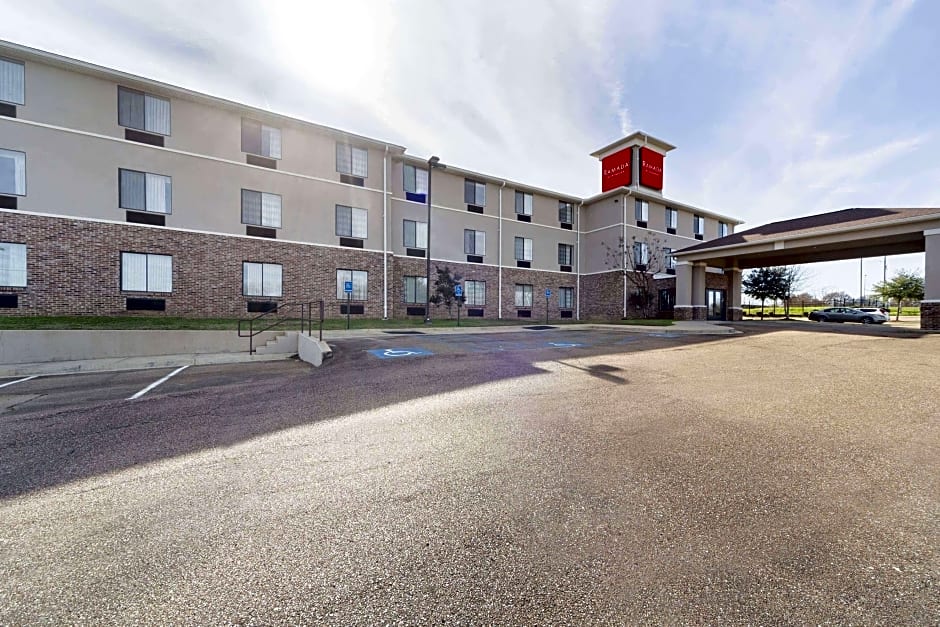 Photo 1 of 32 of Ramada by Wyndham Jackson MS