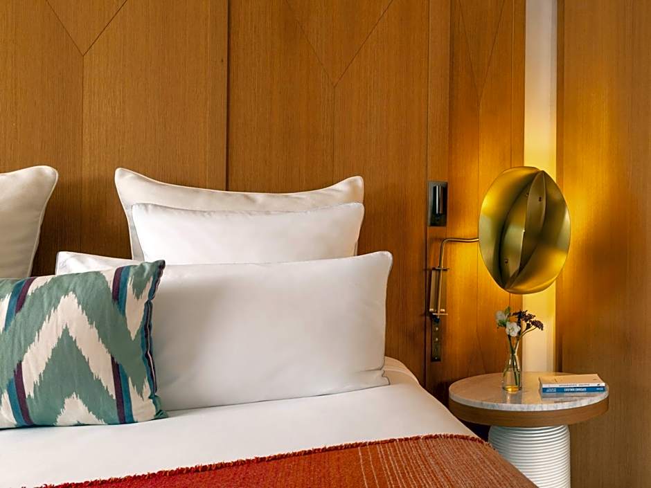 Hôtel Vernet Champs Elysées Paris