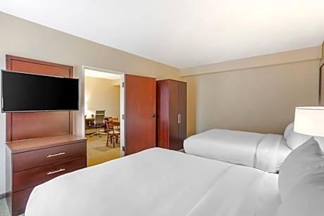 One-Bedroom Family Suite with Two Queen Beds and Sofa Bed - Non-Smoking