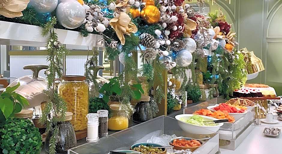 Uma Hotel And Residences 