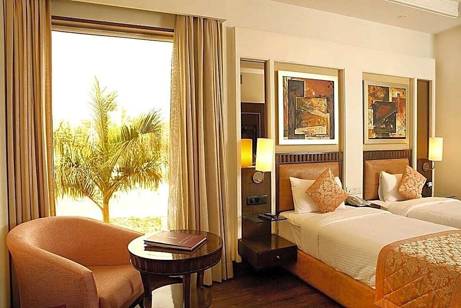 Inde Hotel Signature Tower