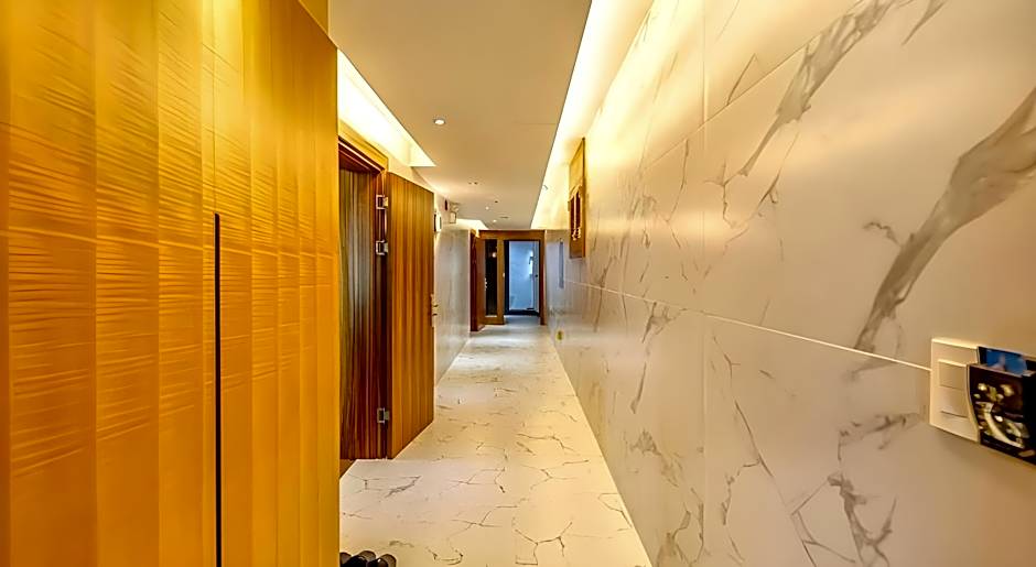 HS Tourist Hotel