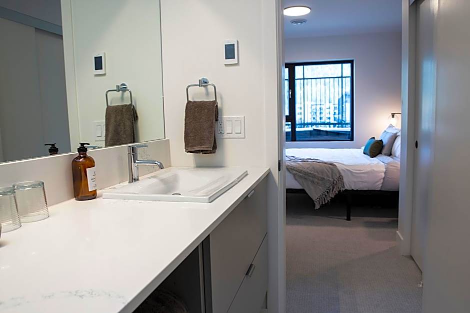 Birdies and Bears by Revelstoke Vacations