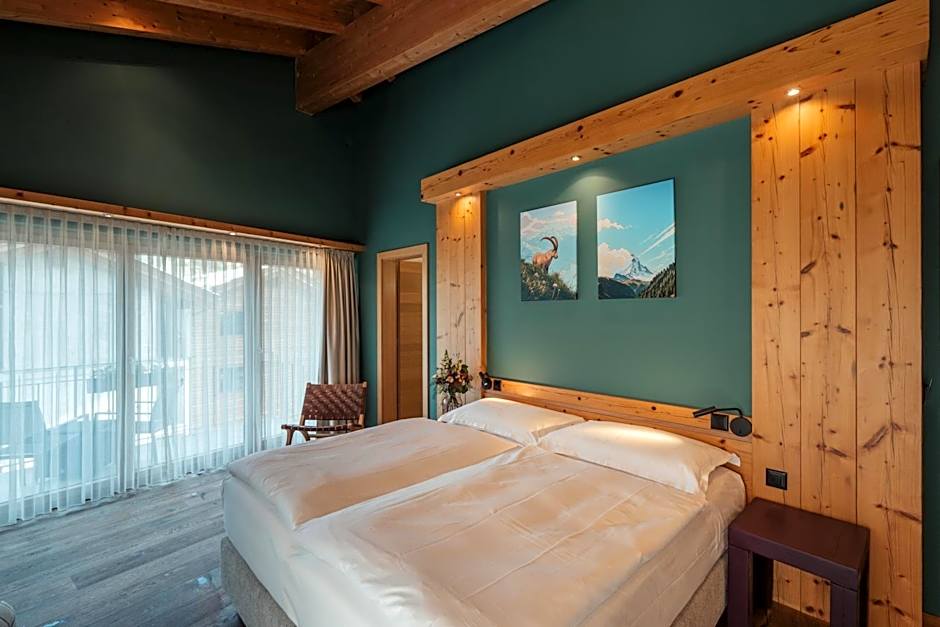 The Phoenix Fitness Hotel & free Spa Access at Alpen Resort
