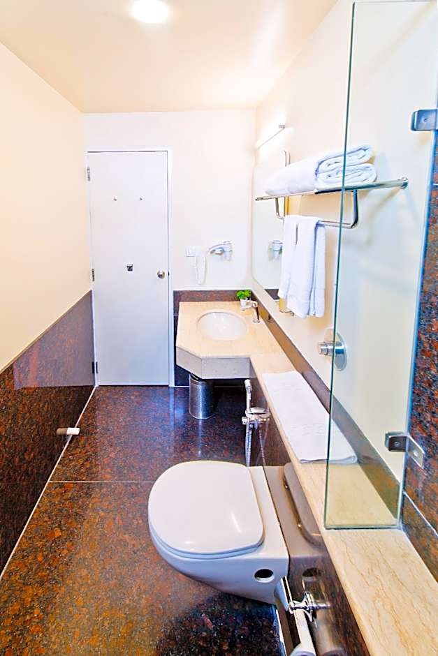 Bloom Hotel - Indiranagar